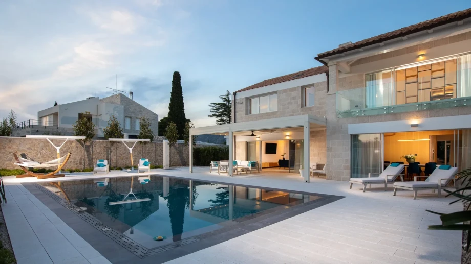 Luxury villa Eos by Croatia Finest Holidays - luxury villa with swimming pool in Cavtat near Dubrovnik