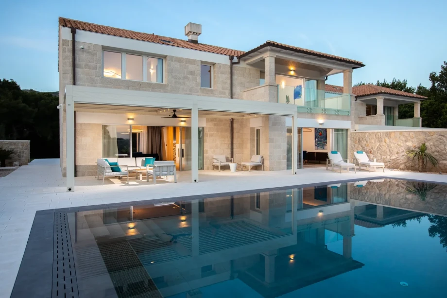 Luxury villa Eos by Croatia Finest Holidays - luxury villa with swimming pool in Cavtat near Dubrovnik