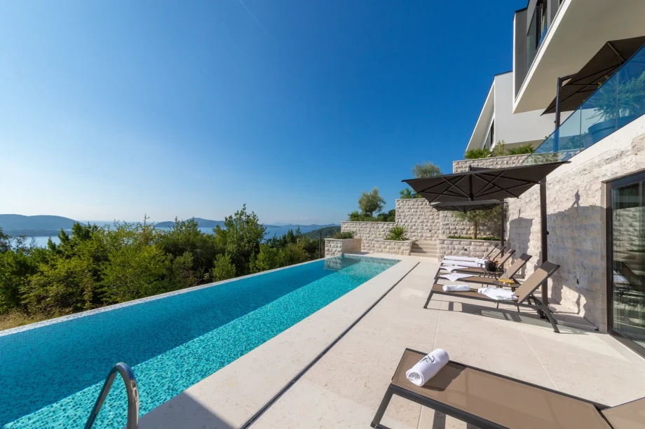 Villa Frida's Place by Croatia Finest Holidays - luxury villa with swimming pool, jacuzzi and sauna next to Dubrovnik