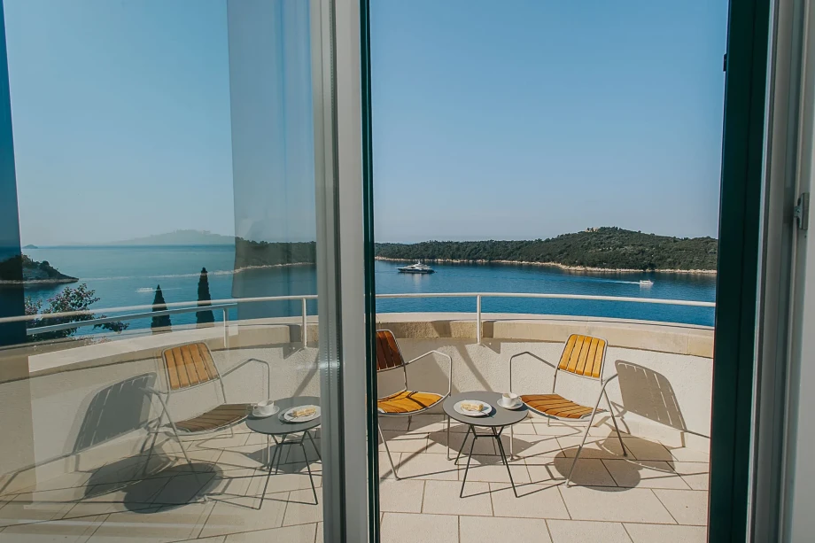 Villa Grande Bellezza by Croatia Finest Holidays - heritage villa with outdoor swimming pool and sauna in Dubrovnik