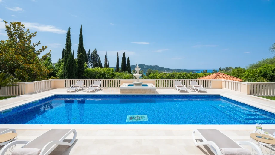 Villa La Villa Dubrovnik by Croatia Finest Holidays - luxury villa with outdoor swimming pool in Dubrovnik