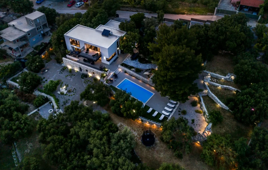 Villa Maderga by Croatia Finest Holidays - luxury villa with outdoor swimming pool near Split
