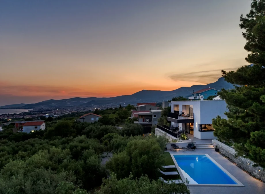 Villa Maderga by Croatia Finest Holidays - luxury villa with outdoor swimming pool near Split