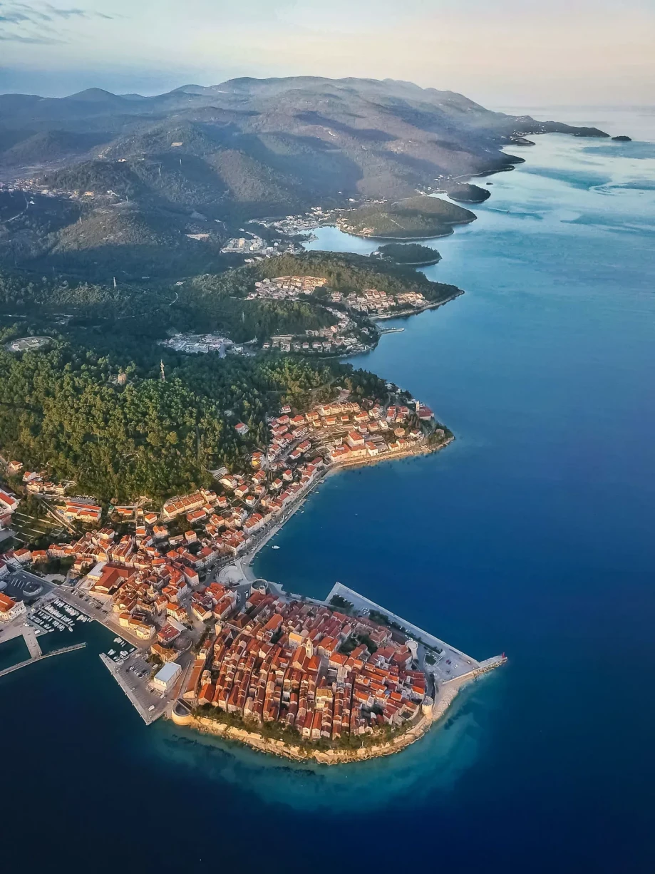 Villa Sea la Vie by Croatia Finest Holidays - waterfront modern villa with outdoor swimming pool and mooring