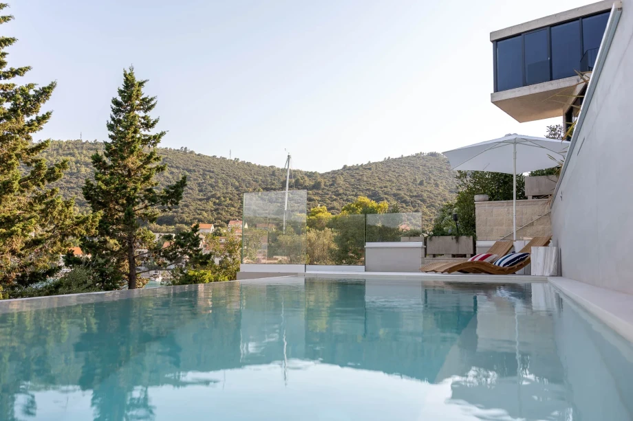 Villa Sea la Vie by Croatia Finest Holidays - waterfront modern villa with outdoor swimming pool and mooring