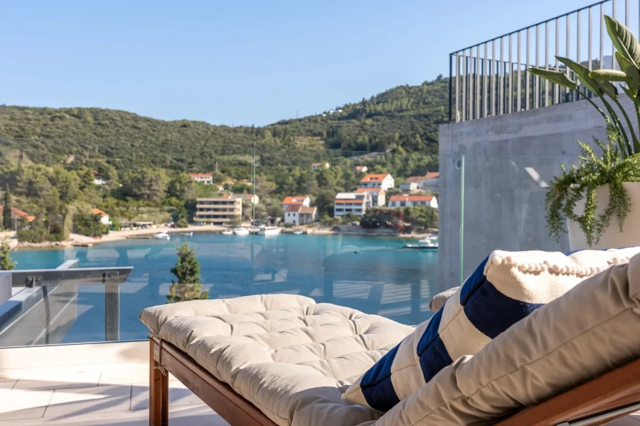 Villa Sea la Vie by Croatia Finest Holidays - waterfront modern villa with outdoor swimming pool and mooring