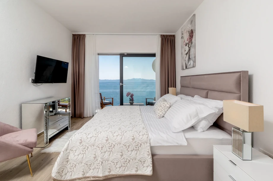 Villa Seaside Haven by Croatia Finest Holidays - waterfront modern villa with outdoor swimming pool on island Korcula