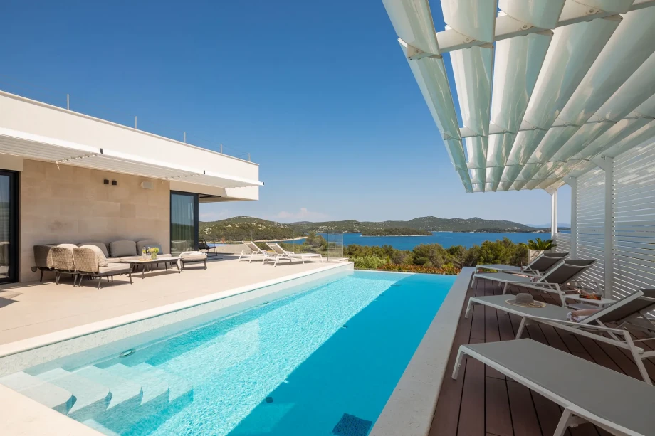 Villa Serenity by Croatia Finest Holidays - luxury villa with outdoor swimming pool and gym on Murter