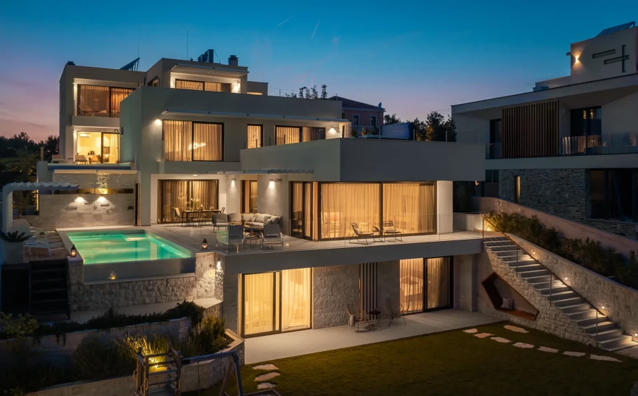 Villa Serenity by Croatia Finest Holidays - luxury villa with outdoor swimming pool and gym on Murter