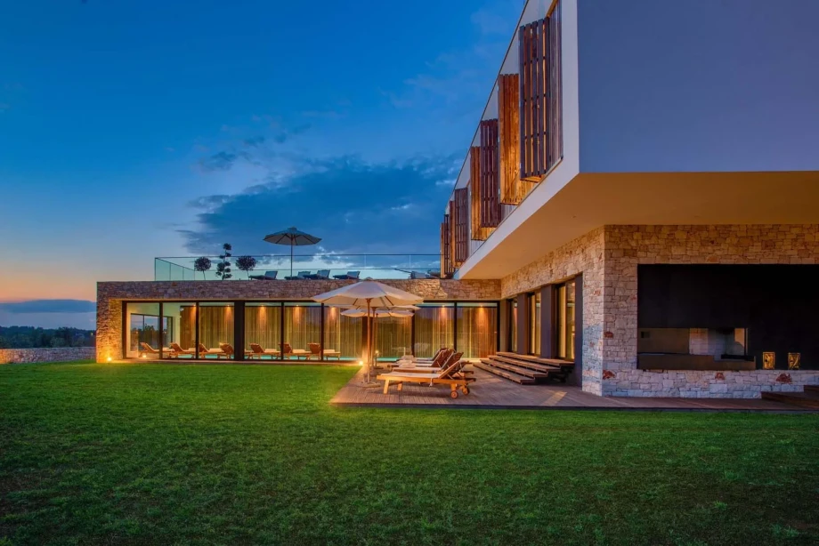 Villa Yellow Tree in Istra by Croatia Finest Holidays - luxury Villa Yellow Tree with indoor pool in countryside