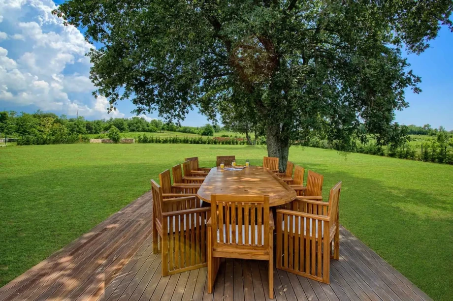 Villa Yellow Tree in Istra by Croatia Finest Holidays - luxury Villa Yellow Tree with indoor pool in countryside