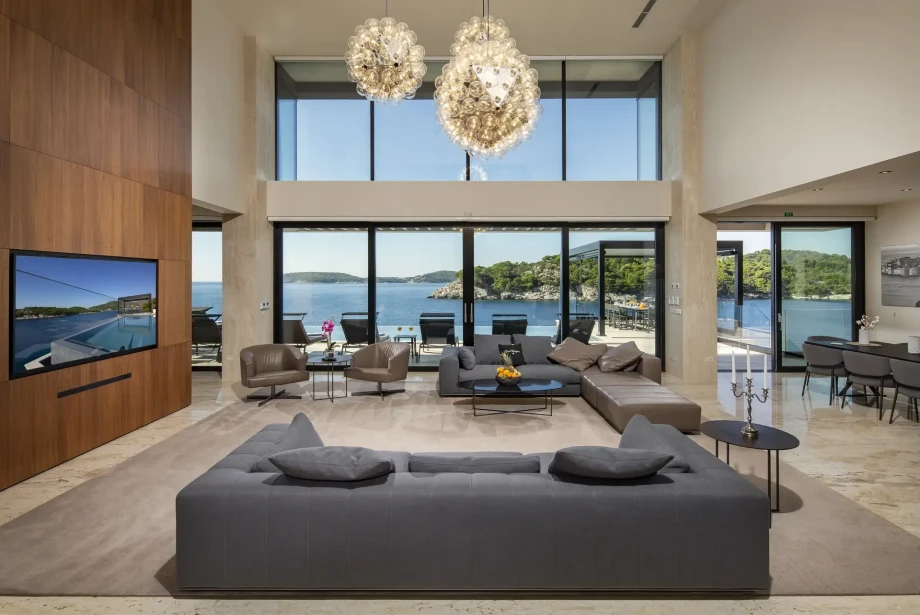 Villa L'Essenza di Dubrovnik by Croatia Finest Holidays - waterfront luxury villa with outdoor swimming pool in Dubrovnik