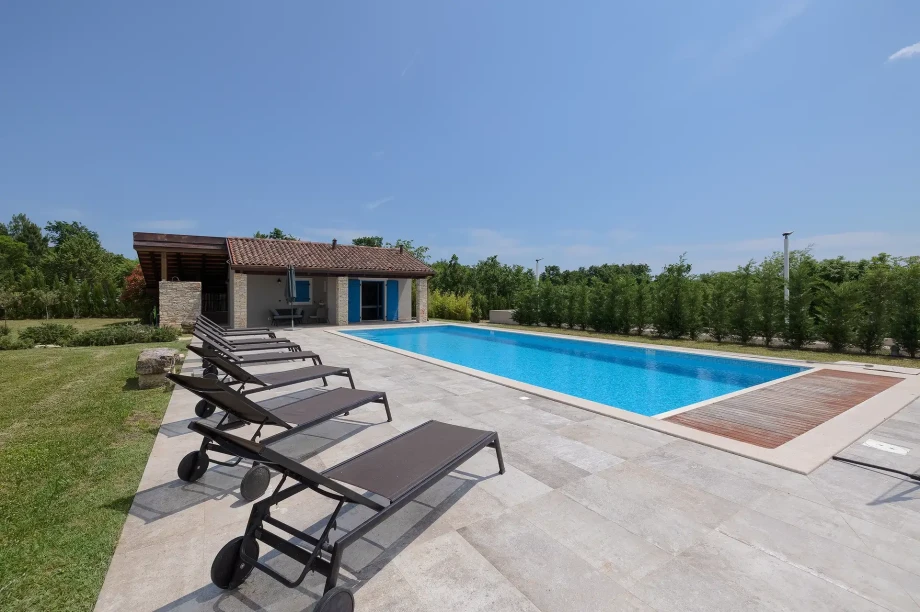 Villa Stancia Contrada - with outdoor swimming pool, sauna, gym and game room by Croatia Finest Holidays