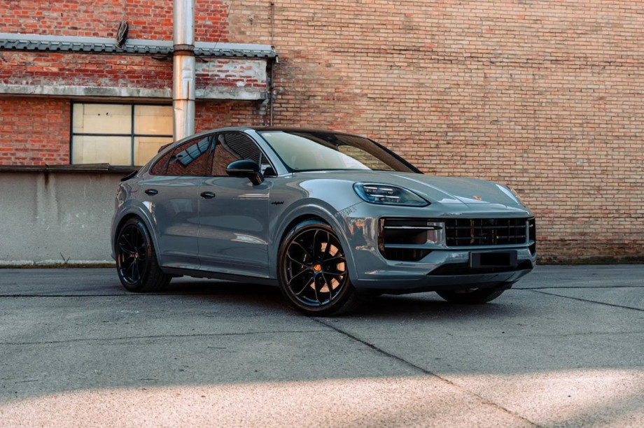 Porsche Cayenne Coupe e-Hybrid