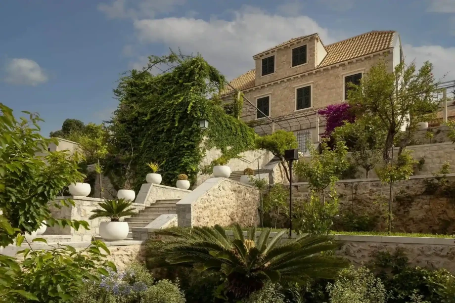 Villa Bloom by Croatia Finest Holidays - traditional luxury villa with wellness and pool in Dubrovnik