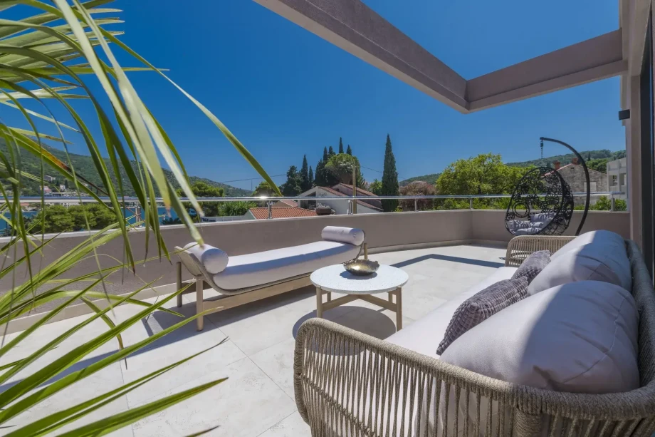 Villa Dubrovnik Lagoon by Croatia Finest Holidays - waterfront villa with swimming pool near Dubrovnik