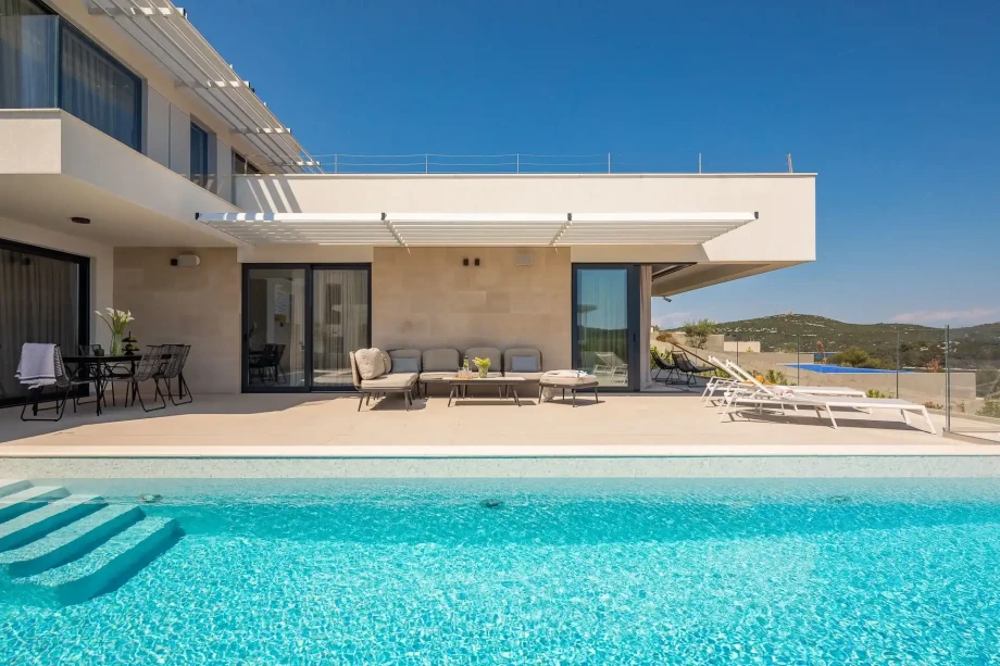 Villa Serenity by Croatia Finest Holidays - luxury villa with outdoor swimming pool and gym on Murter