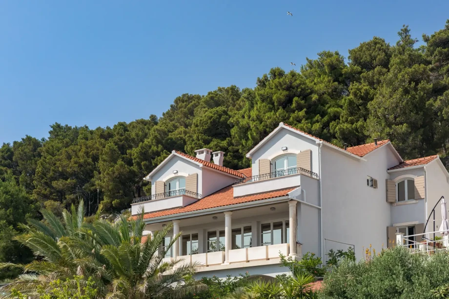 Villa Sunset Hvar by Croatia Finest Holidays – luxury villa with swimming pool by the sea – island Hvar