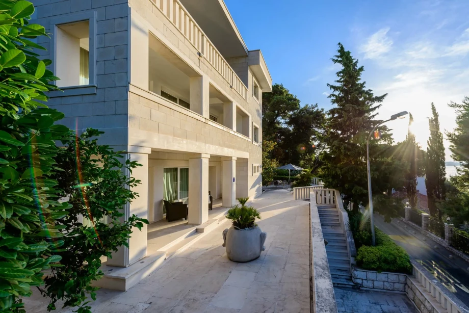 Luxury Villa Royal in Dubrovnik, Croatia, featuring elegant architecture and stunning coastal views.